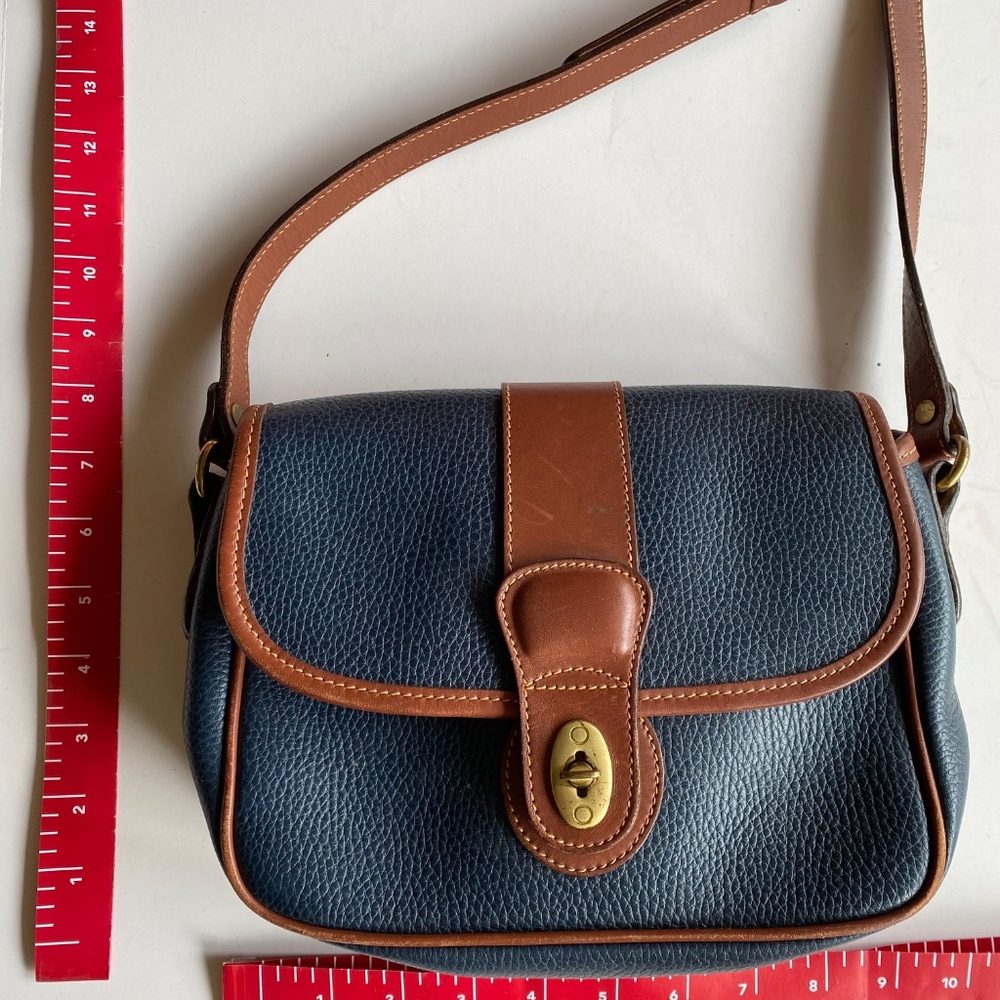 Coach Vintage Sheridan Mayfield Crossbody/Shoulder Navy Leather Purse - Picture 3 of 6